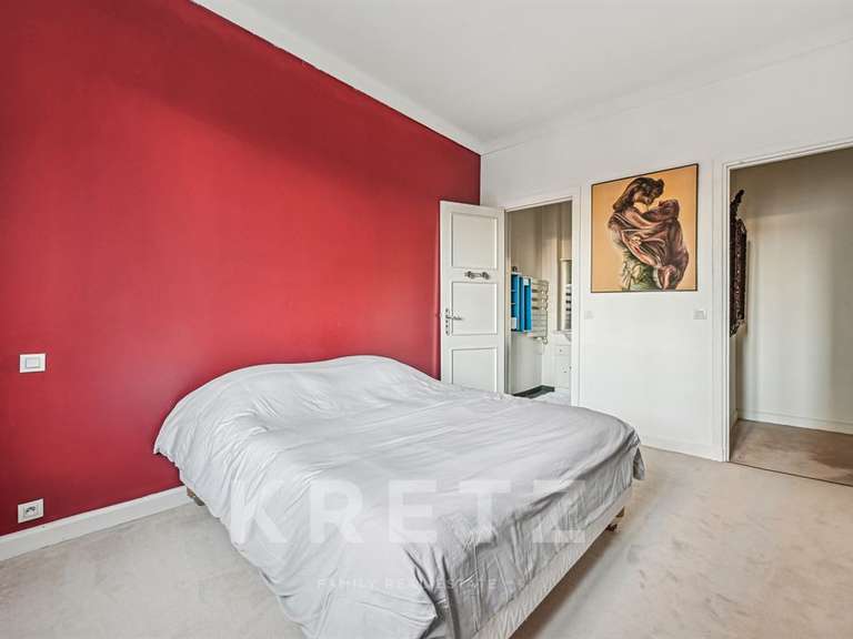 Apartment Neuilly-sur-Seine - 2 bedrooms - 145m²