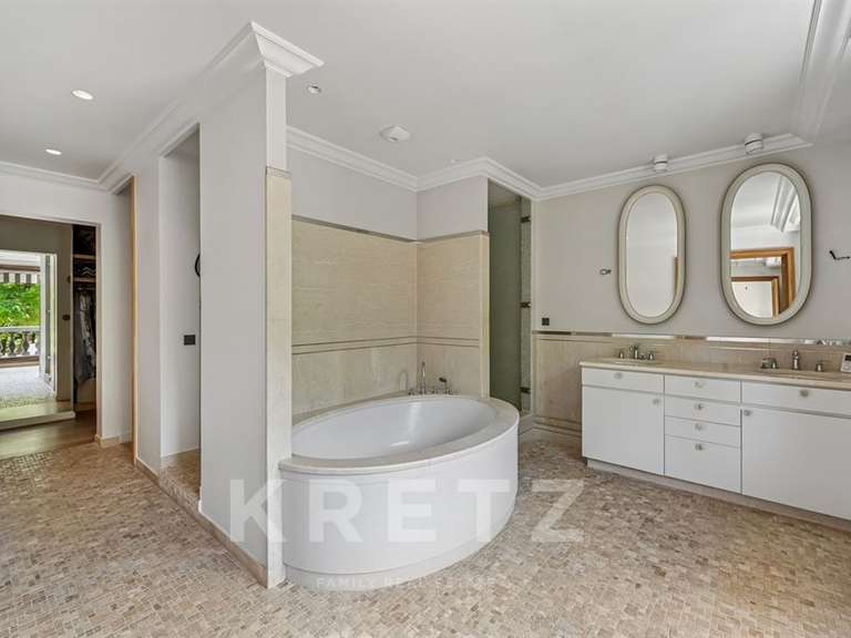 Appartement Neuilly-sur-Seine - 4 chambres - 368m²