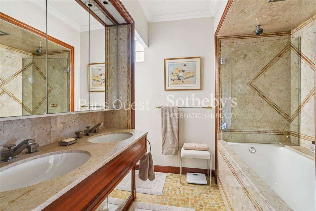 Apartment Neuilly-sur-Seine