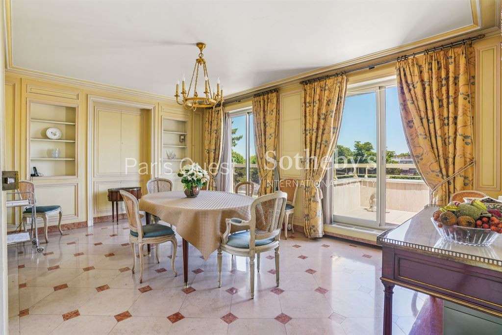 Apartment Neuilly-sur-Seine