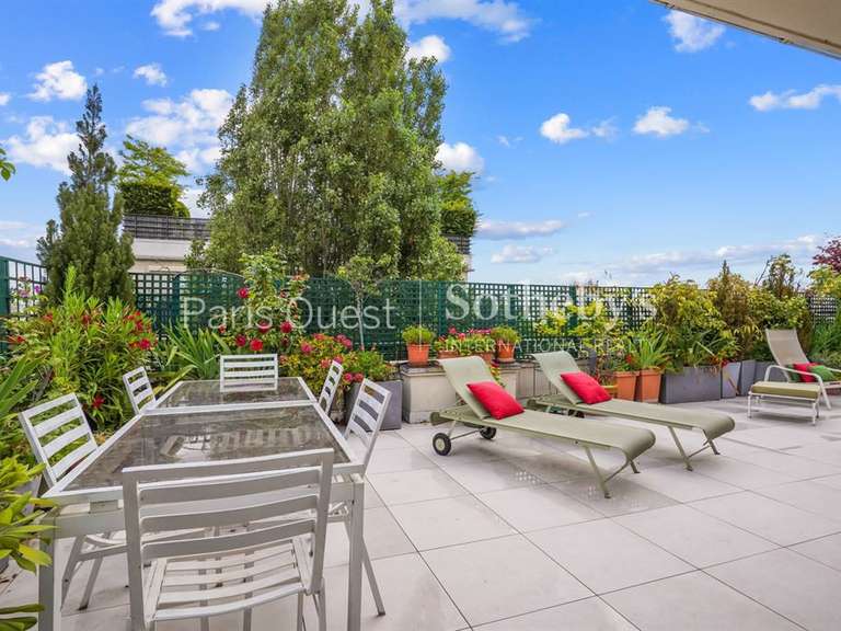 Appartement Neuilly-sur-Seine - 3 chambres - 147m²