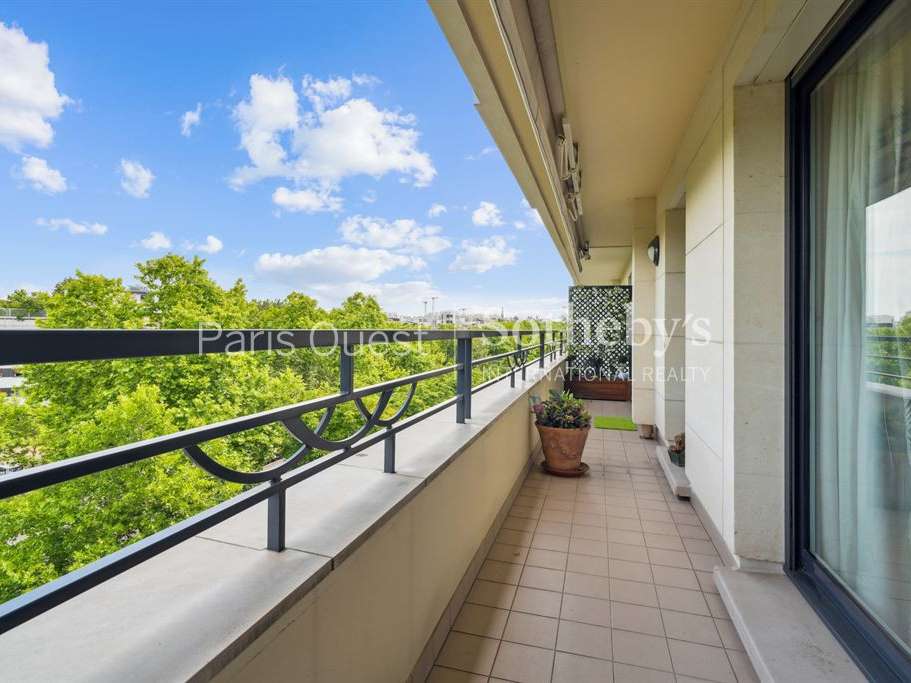 Apartment Neuilly-sur-Seine