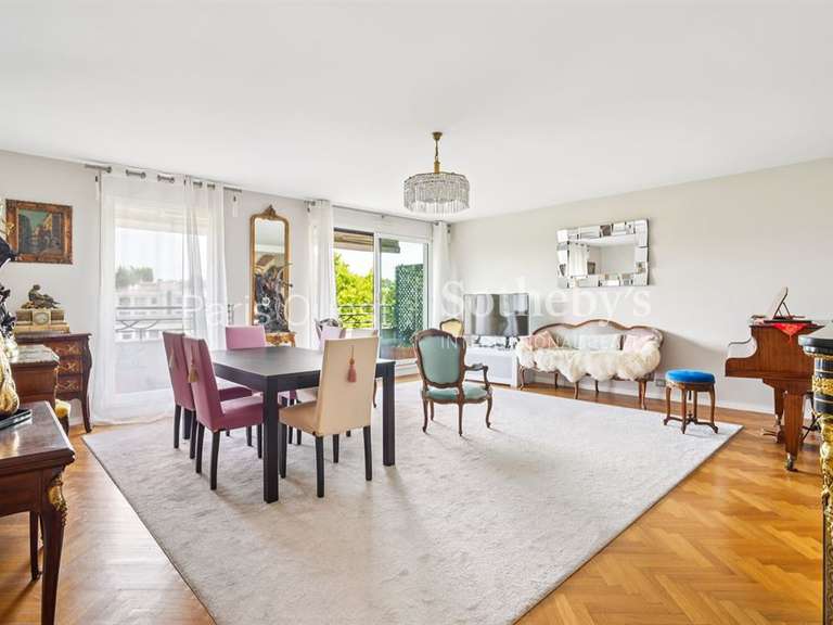 Appartement Neuilly-sur-Seine - 3 chambres - 134m²