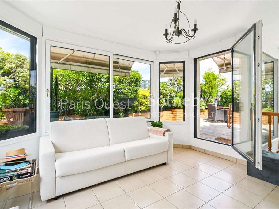 Apartment Neuilly-sur-Seine