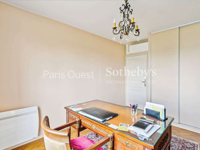 Appartement Neuilly-sur-Seine - 3 chambres - 134m²