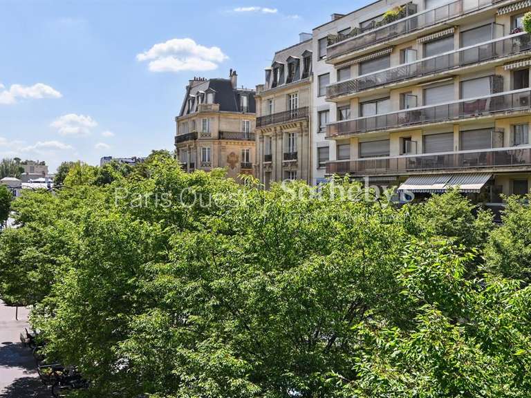 Appartement Neuilly-sur-Seine - 2 chambres - 79m²