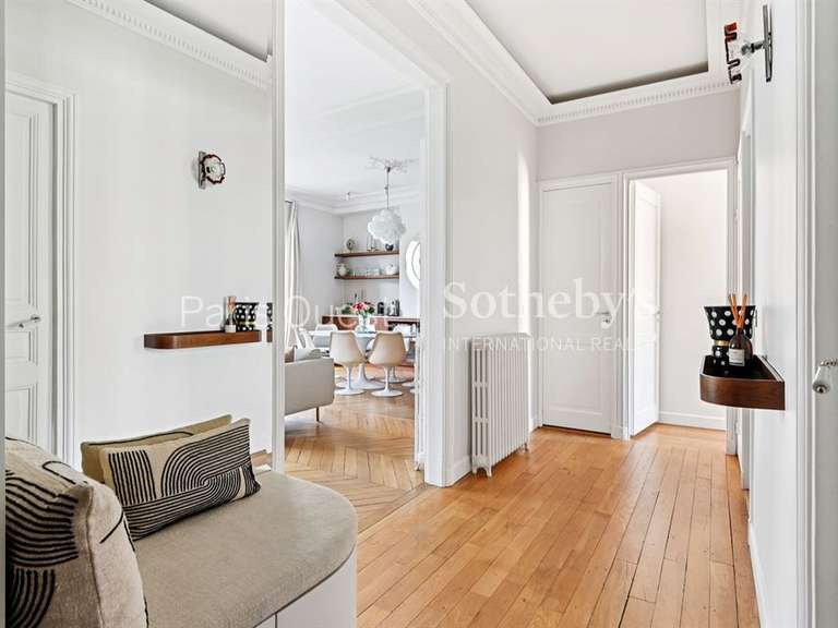 Appartement Neuilly-sur-Seine - 2 chambres - 79m²