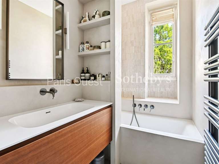 Appartement Neuilly-sur-Seine - 2 chambres - 79m²