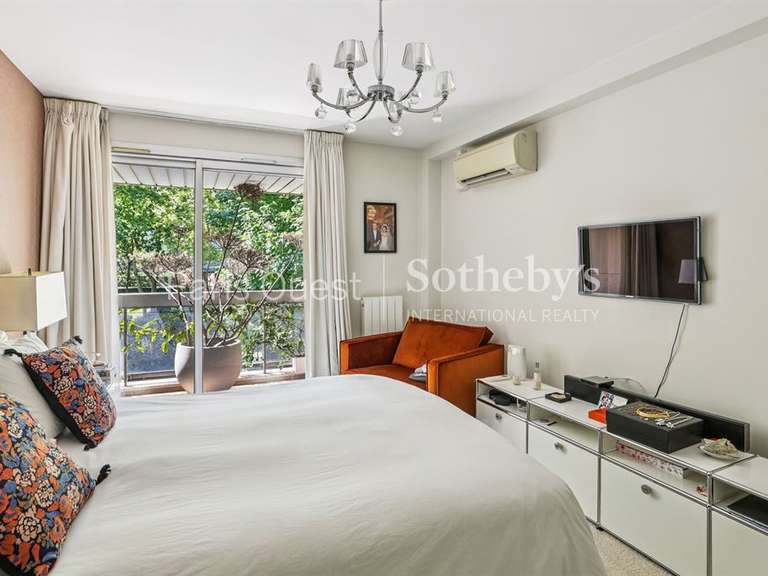 Appartement Neuilly-sur-Seine - 5 chambres - 215m²