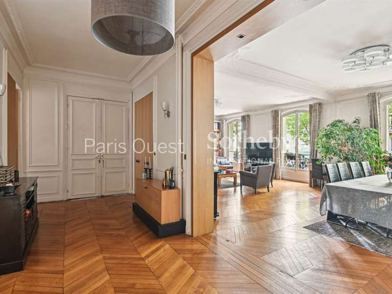 Appartement Neuilly-sur-Seine - 4 chambres - 210m²