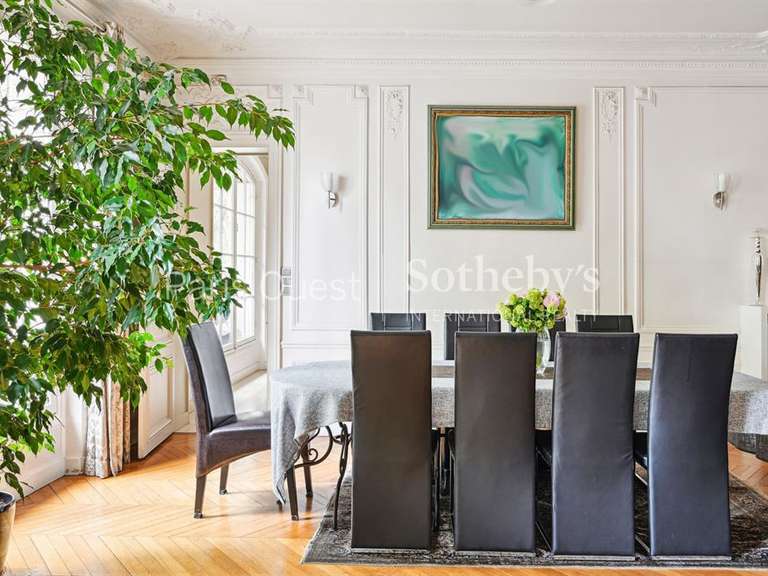 Appartement Neuilly-sur-Seine - 4 chambres - 210m²