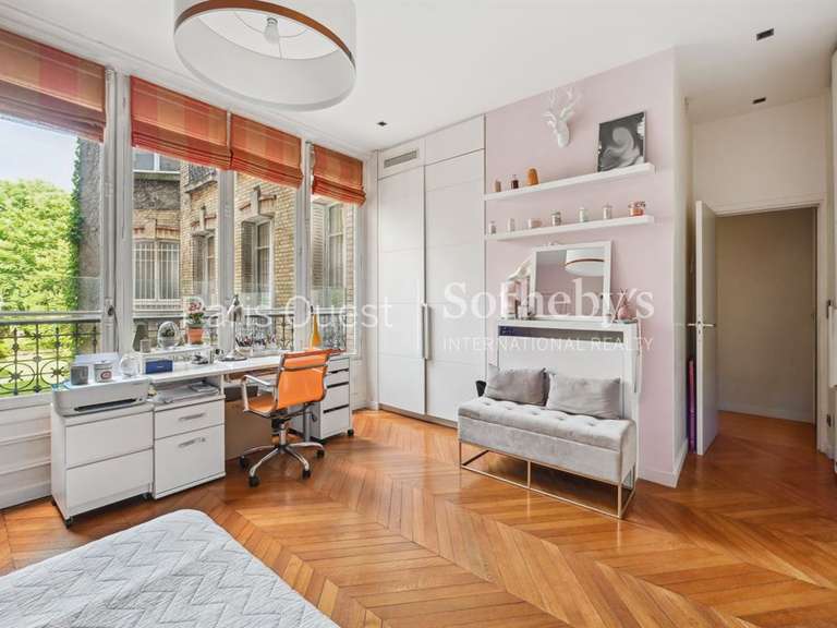 Appartement Neuilly-sur-Seine - 4 chambres - 210m²