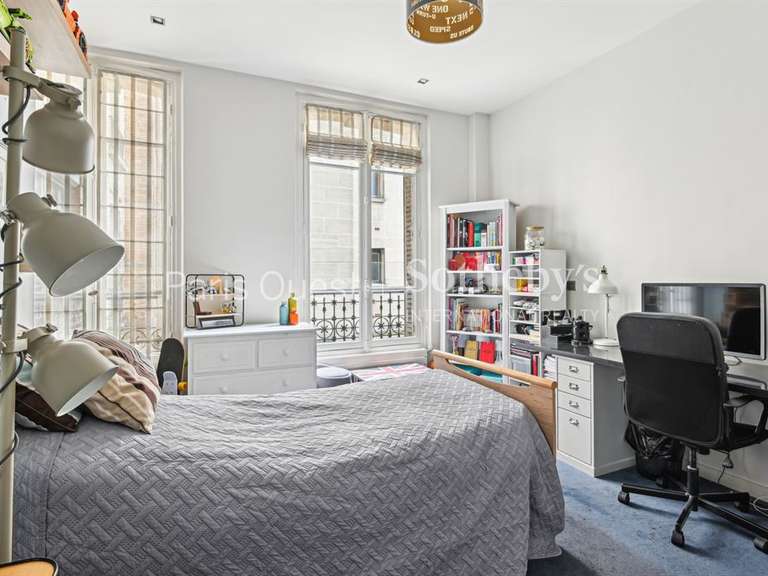 Appartement Neuilly-sur-Seine - 4 chambres - 210m²