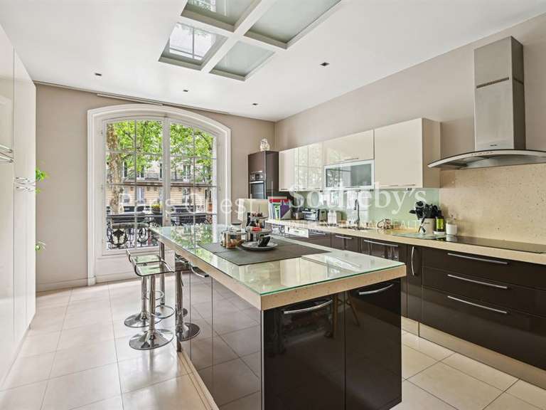 Appartement Neuilly-sur-Seine - 4 chambres - 210m²