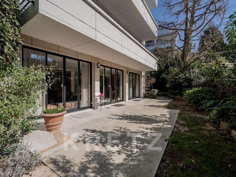 Apartment Neuilly-sur-Seine