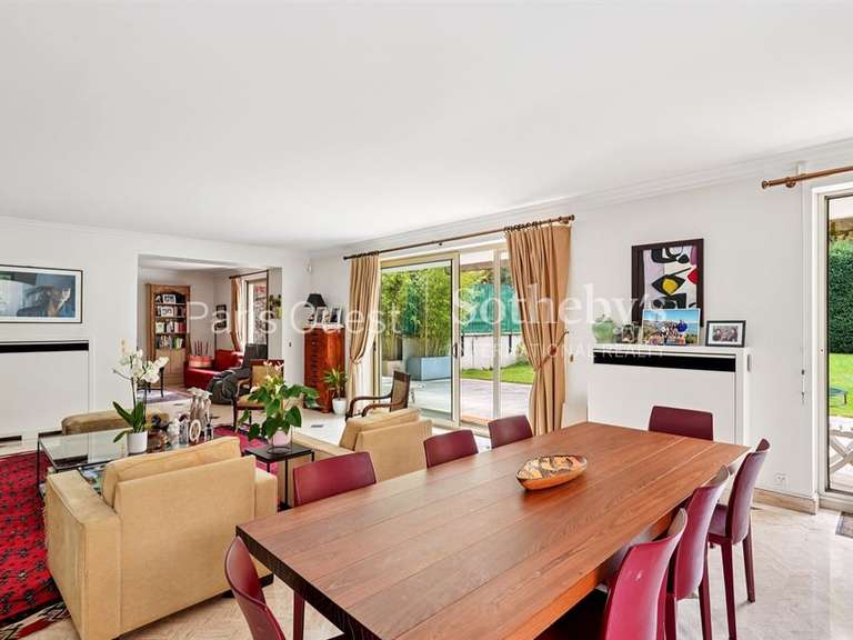 Appartement Neuilly-sur-Seine - 5 chambres - 255m²