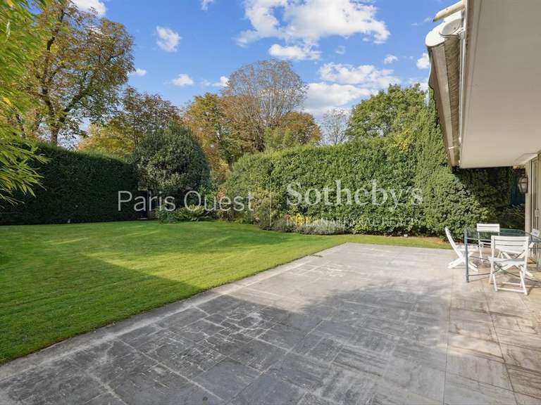 Appartement Neuilly-sur-Seine - 5 chambres - 255m²