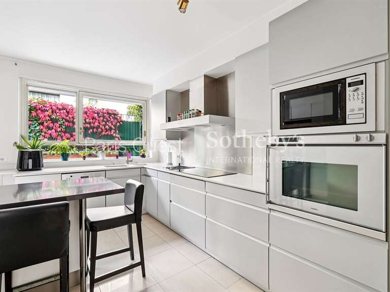 Appartement Neuilly-sur-Seine - 5 chambres - 255m²