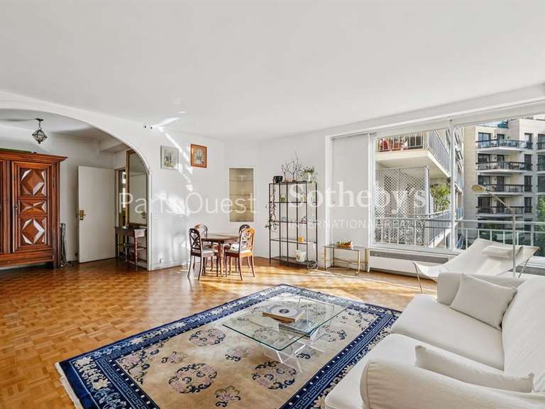 Appartement Neuilly-sur-Seine - 3 chambres - 130m²