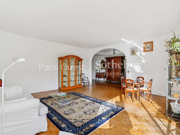 Appartement Neuilly-sur-Seine - 3 chambres - 130m²