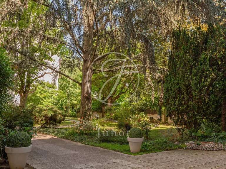 Appartement Neuilly-sur-Seine - 5 chambres - 243m²