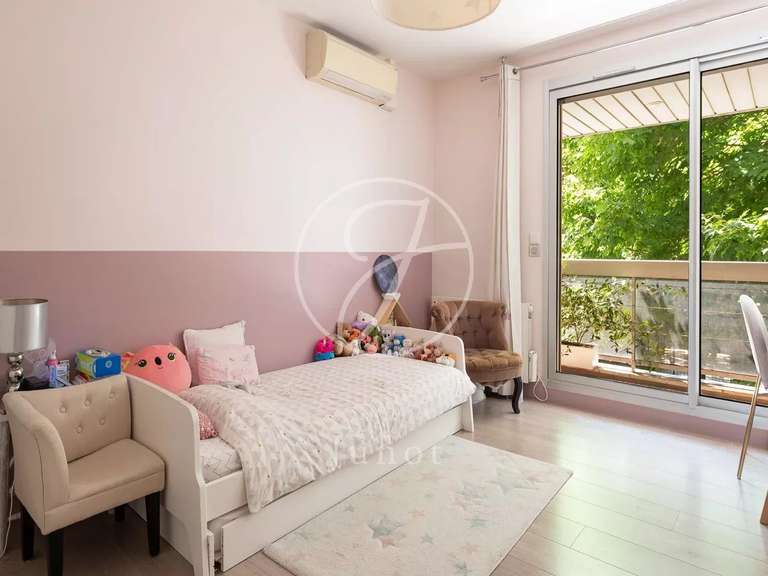 Appartement Neuilly-sur-Seine - 5 chambres - 243m²