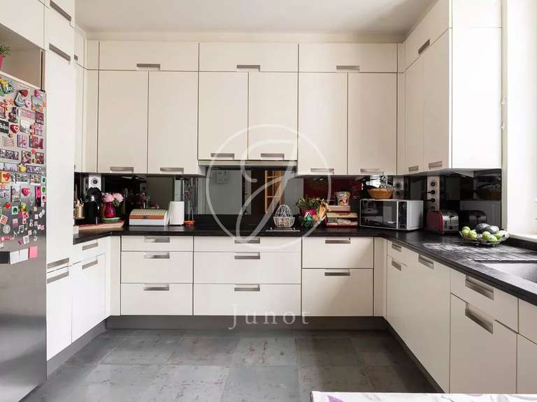 Appartement Neuilly-sur-Seine - 3 chambres - 121m²