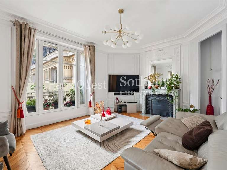 Appartement Neuilly-sur-Seine - 2 chambres - 125m²