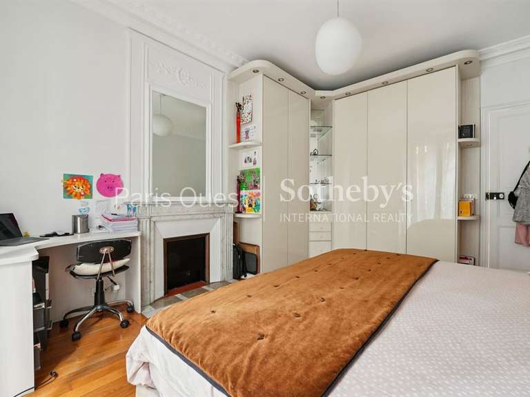 Appartement Neuilly-sur-Seine - 2 chambres - 125m²