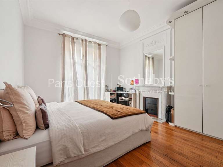 Appartement Neuilly-sur-Seine - 2 chambres - 125m²