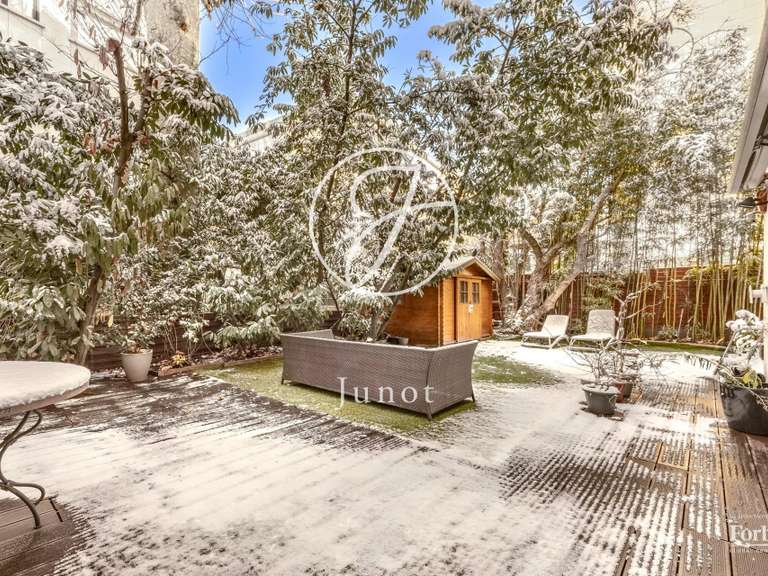 Apartment Neuilly-sur-Seine - 3 bedrooms - 122m²