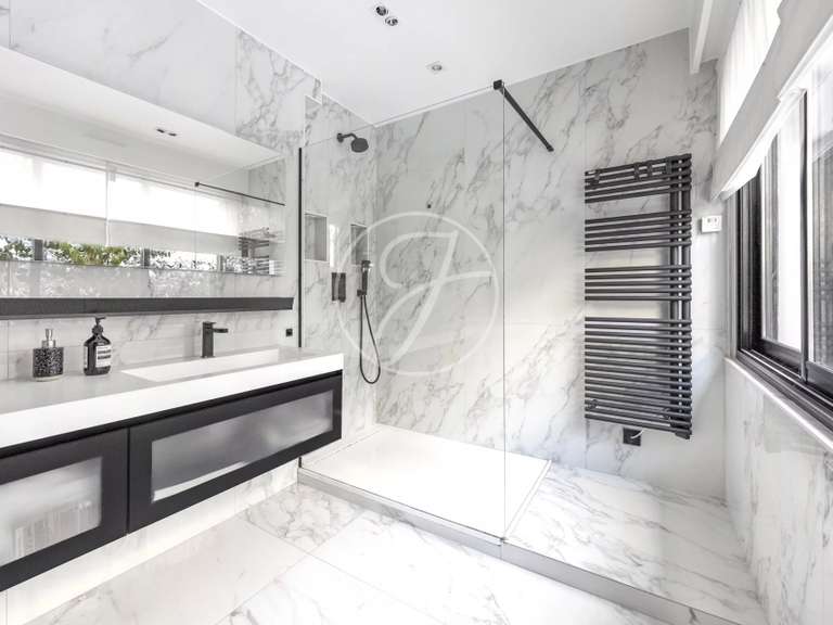 Appartement Neuilly-sur-Seine - 2 chambres - 122m²