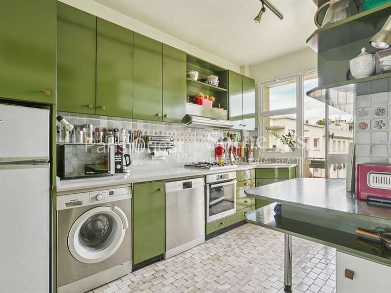 Apartment Neuilly-sur-Seine - 2 bedrooms - 147m²