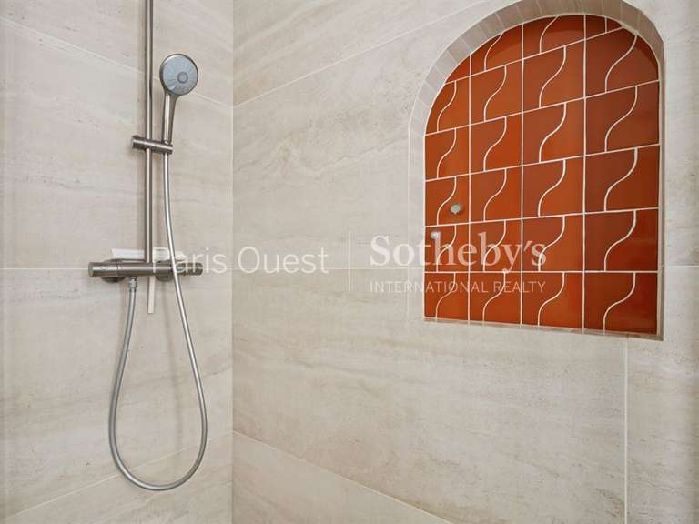 Appartement Neuilly-sur-Seine - 2 chambres - 94m²