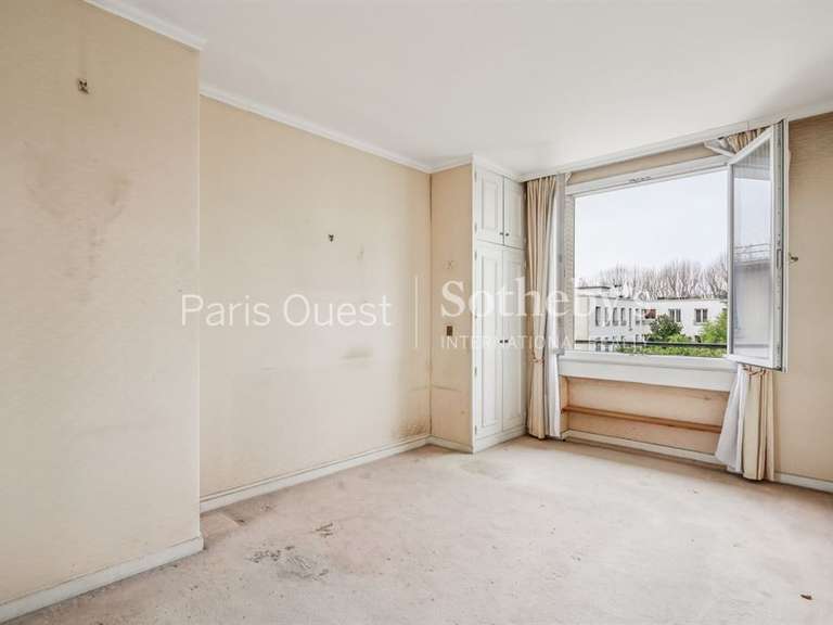 Apartment Neuilly-sur-Seine - 3 bedrooms - 121m²