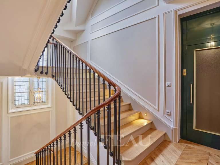 Appartement Neuilly-sur-Seine - 4 chambres - 220m²