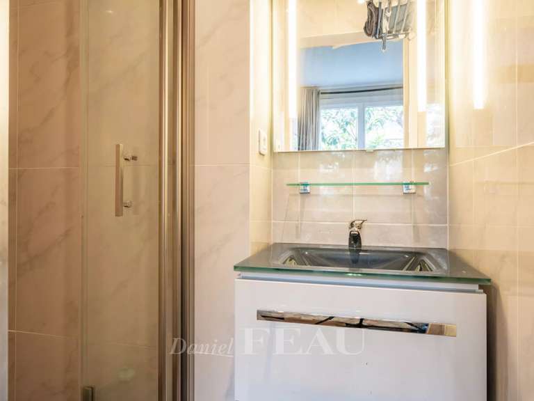 Appartement Neuilly-sur-Seine - 3 chambres - 85m²