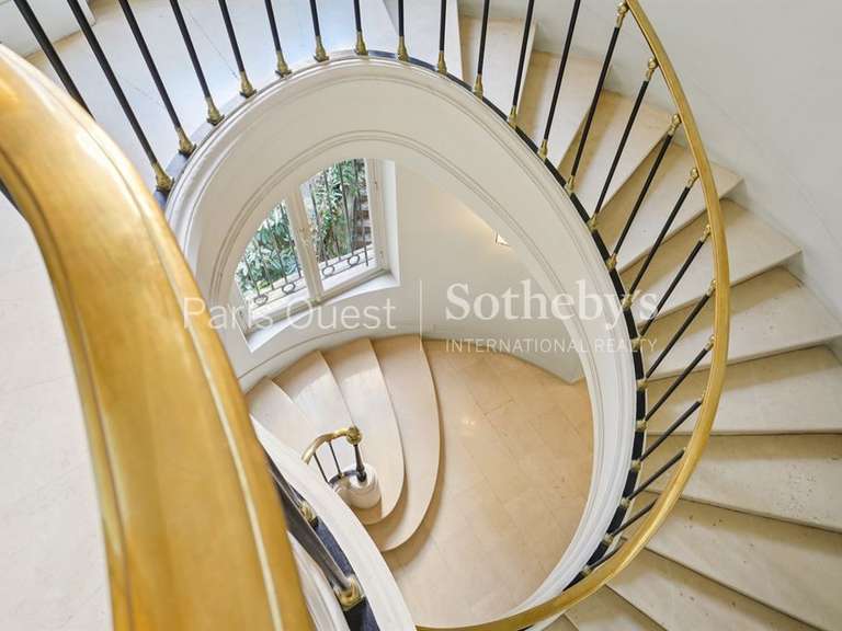 Appartement Neuilly-sur-Seine - 3 chambres - 191m²