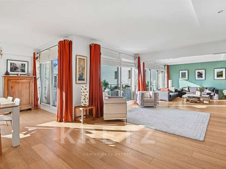 Appartement Neuilly-sur-Seine - 4 chambres - 157m²