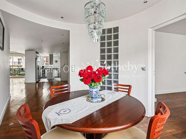 Appartement Neuilly-sur-Seine - 3 chambres - 120m²