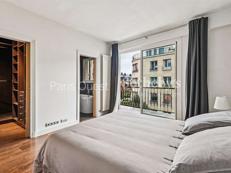 Appartement Neuilly-sur-Seine - 3 chambres - 120m²