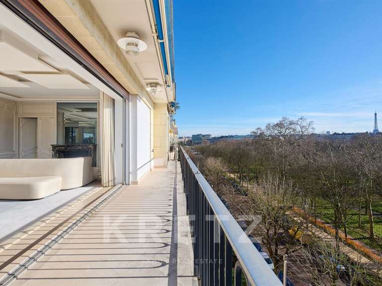 Appartement Neuilly-sur-Seine - 3 chambres - 242m²