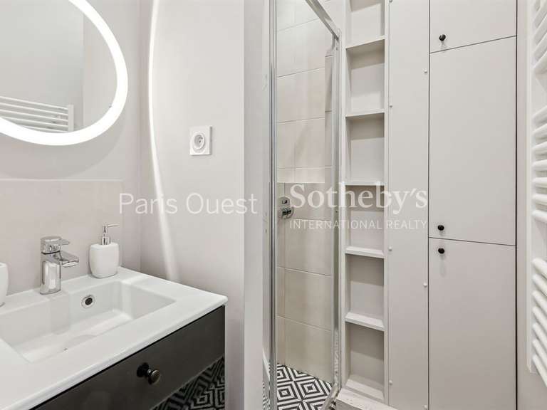 Apartment Neuilly-sur-Seine - 4 bedrooms - 150m²