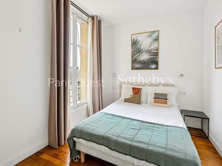 Apartment Neuilly-sur-Seine - 4 bedrooms - 150m²
