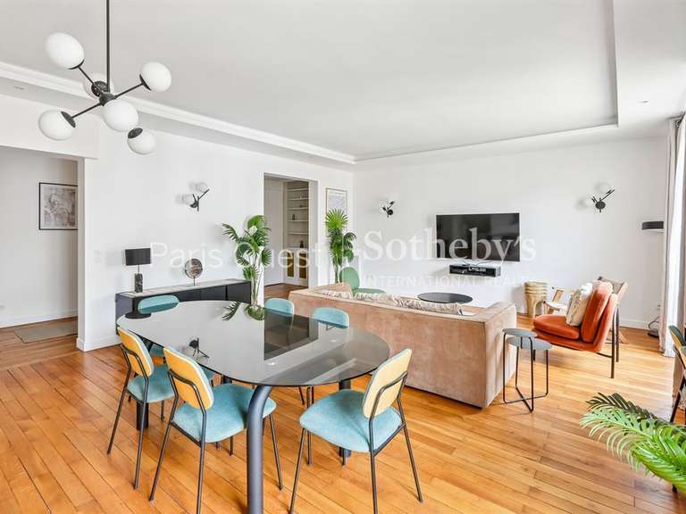 Apartment Neuilly-sur-Seine - 4 bedrooms - 150m²