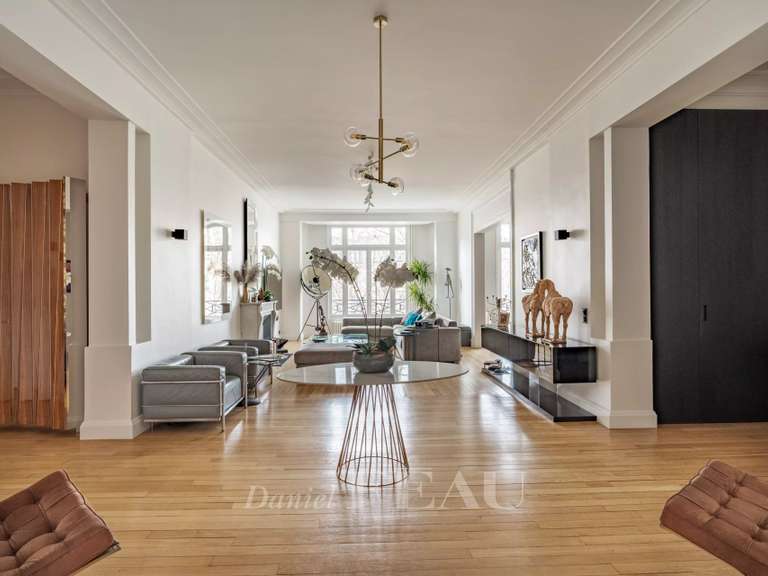 Appartement Neuilly-sur-Seine - 4 chambres - 240m²