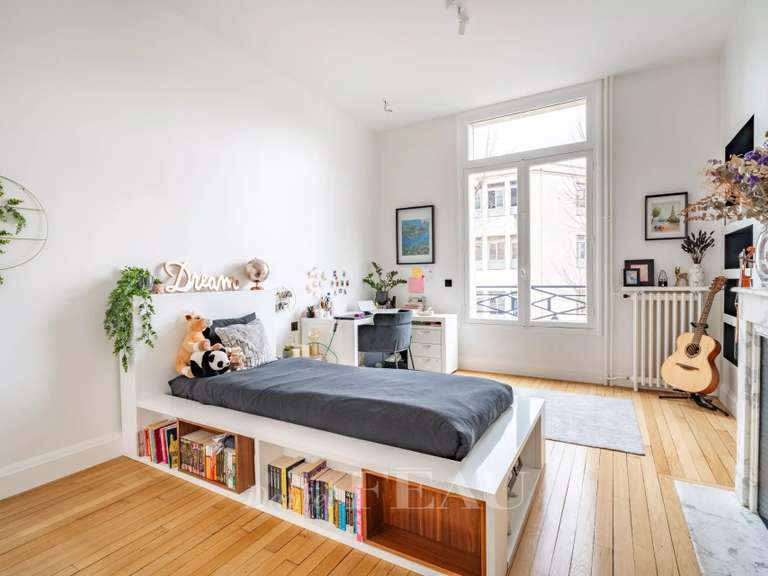 Appartement Neuilly-sur-Seine - 4 chambres - 240m²