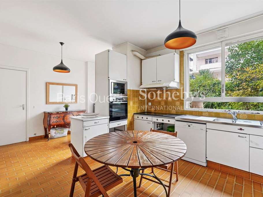 Apartment Neuilly-sur-Seine