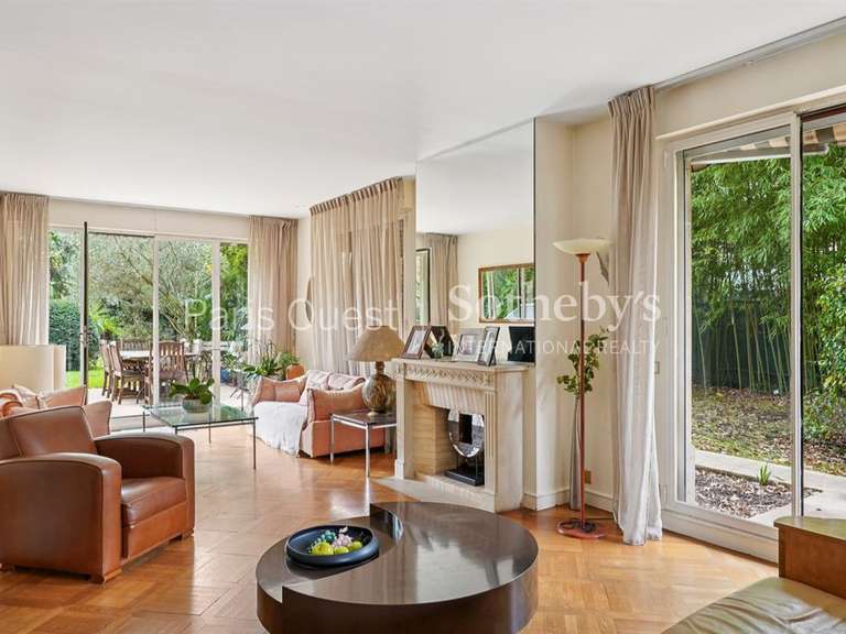 Appartement Neuilly-sur-Seine - 3 chambres - 194m²
