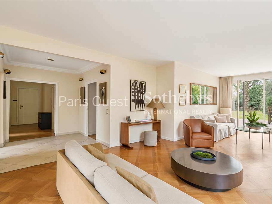 Apartment Neuilly-sur-Seine